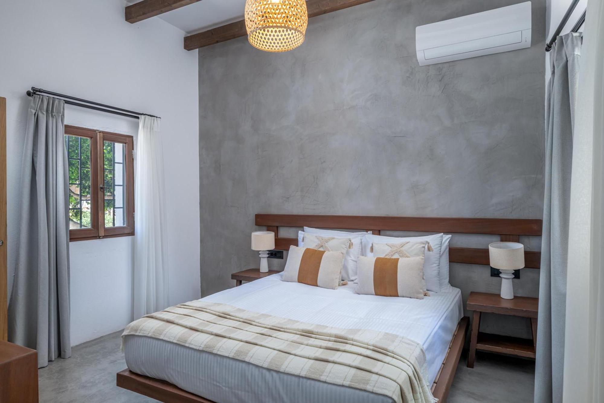 Elia Suites - Old Town Rhodes City Esterno foto