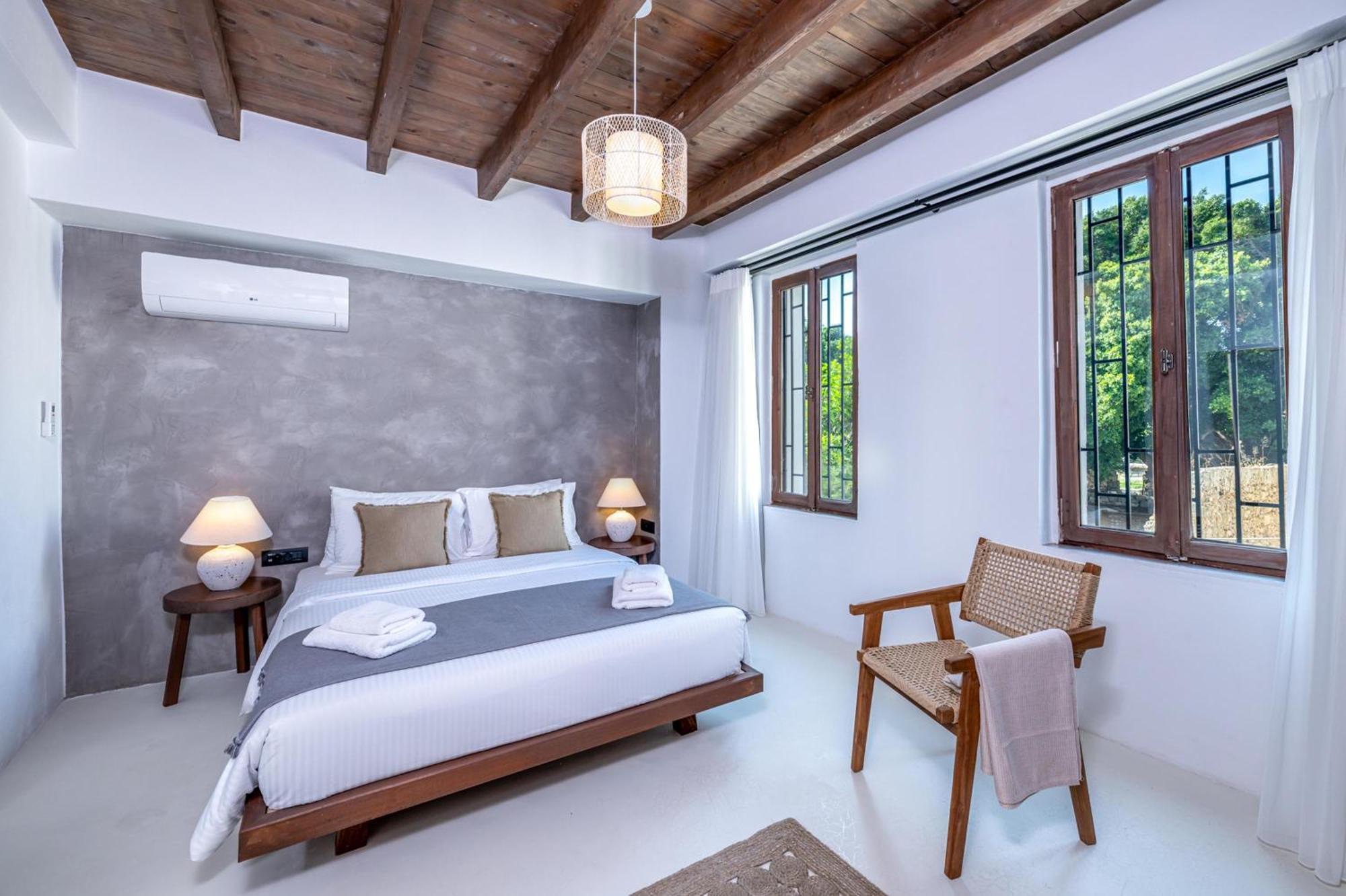 Elia Suites - Old Town Rhodes City Esterno foto