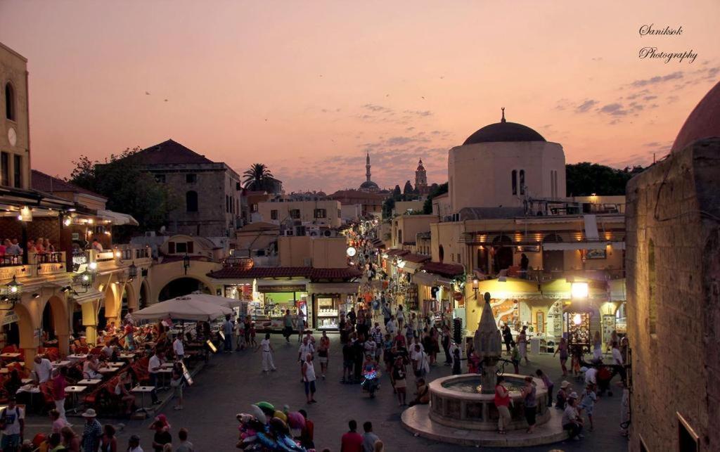 Elia Suites - Old Town Rhodes City Esterno foto